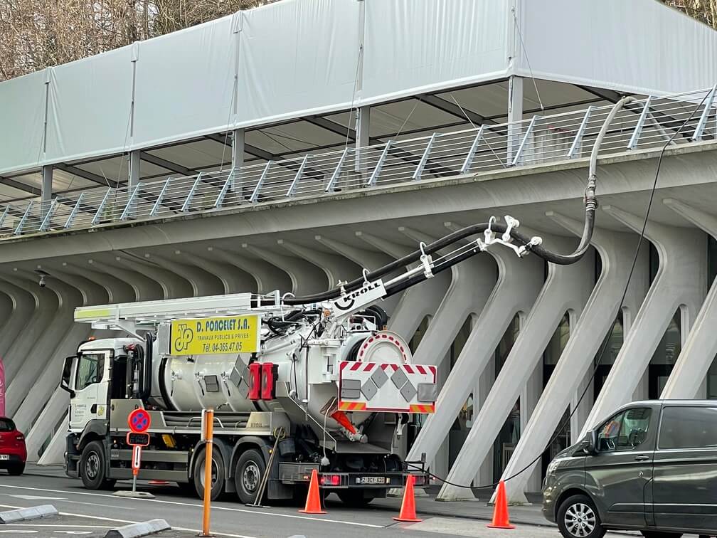 pompage en hauteur gare de liège guillemins